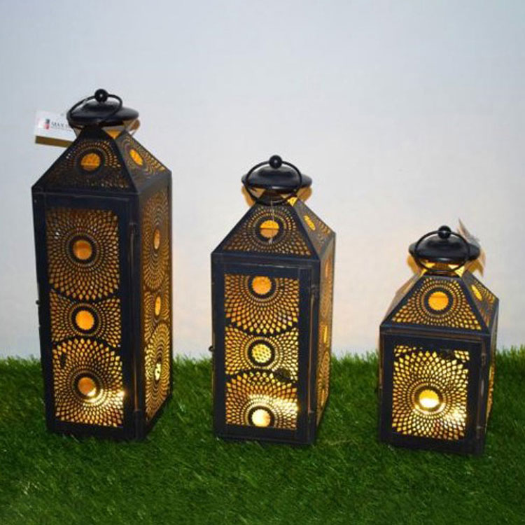 Hurricanes & Lantern
